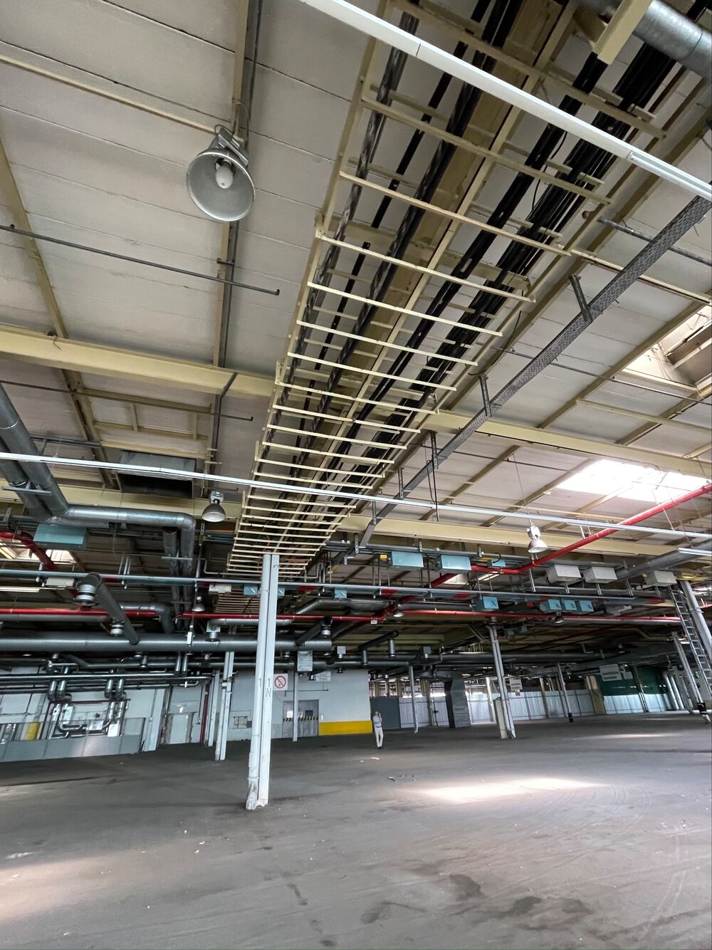 3D Laserscanning: Industriehalle