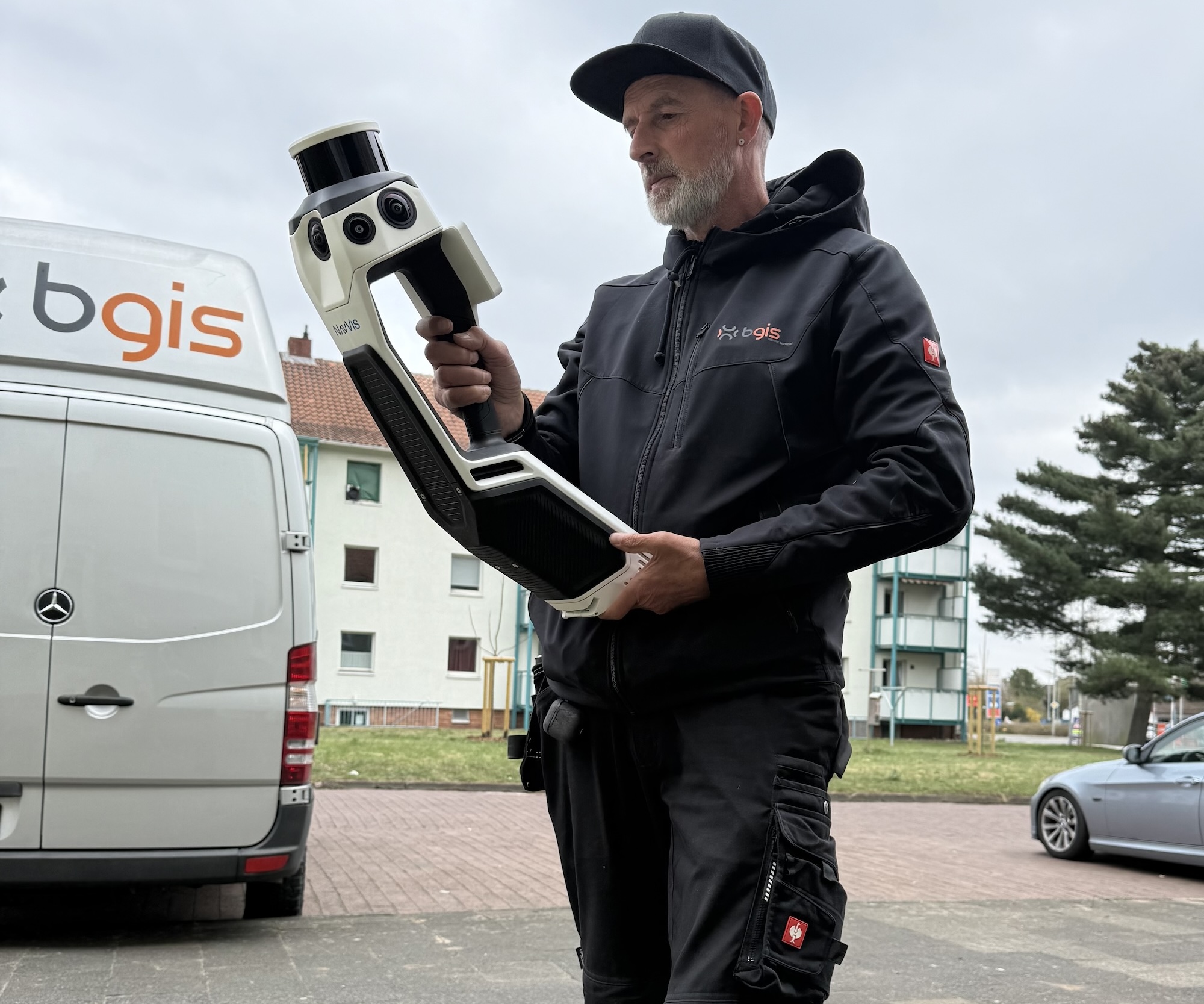 Mobile Mapping :: bgis ergänzt Leistungsprofil mit NavVis MLX